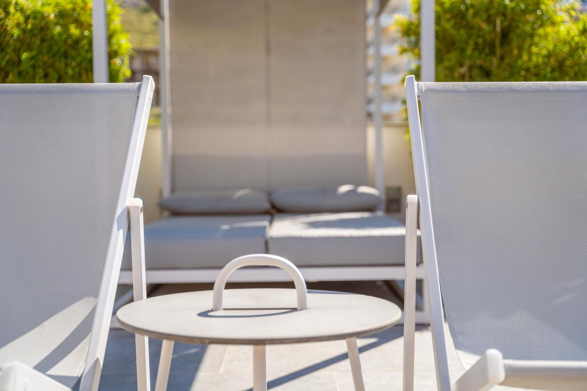 Glow Boutique Hotel & Suites Sarandë Eksteriør billede
