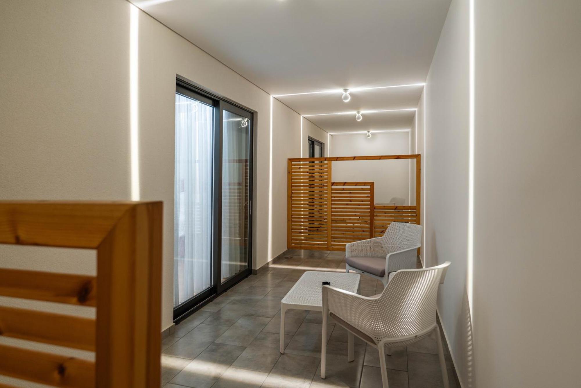 Glow Boutique Hotel & Suites Sarandë Værelse billede