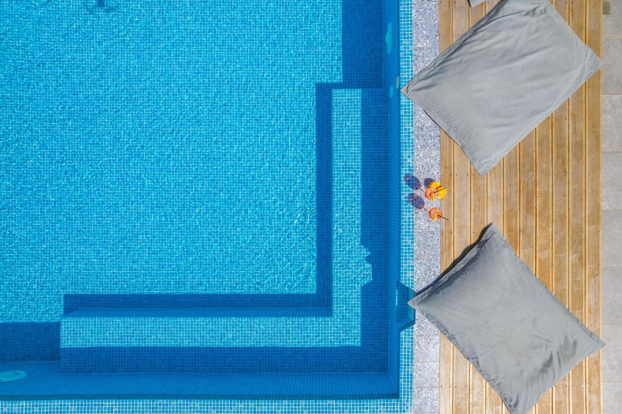 Glow Boutique Hotel & Suites Sarandë Eksteriør billede