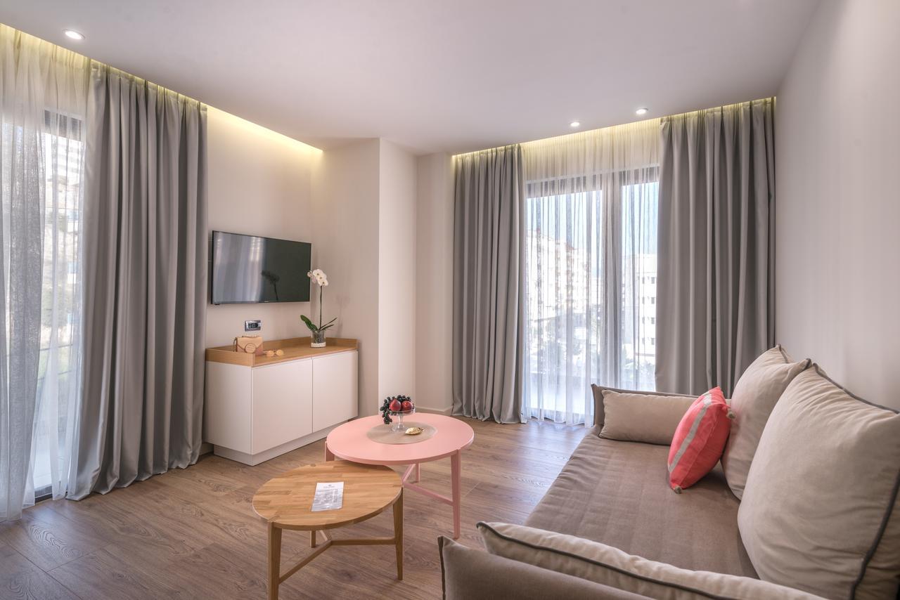 Glow Boutique Hotel & Suites Sarandë Eksteriør billede